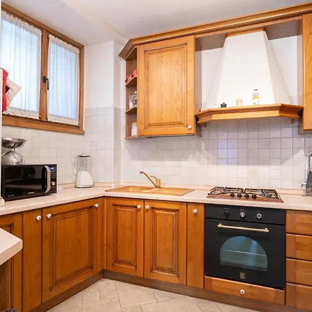 Holiday home La Dimora Del Borgo Lierna
